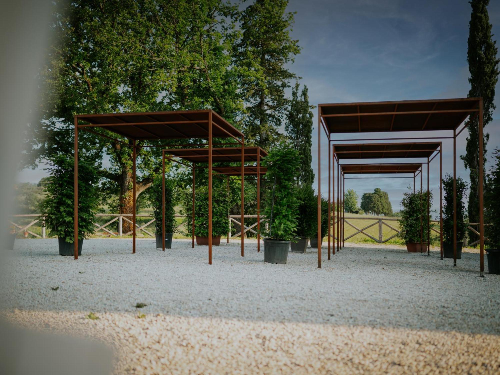 Agriturismo Podere Tovari アンギアーリ エクステリア 写真